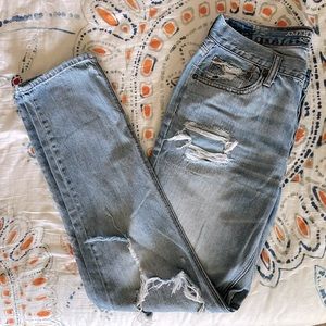 American Eagle Vintage Hi-Rise Jeans